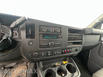 2015 Chevrolet Express 2500 Cargo Van 1WT 135.0" WB - miniatura 13