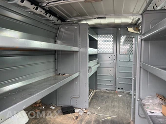 2015 Chevrolet Express 2500 Cargo Van 1WT 135.0" WB - miniatura 8