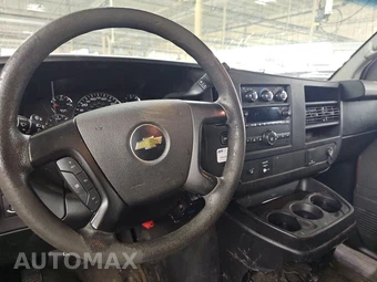 2015 Chevrolet Express 2500 Cargo Van 1WT 135.0" WB - miniatura 11