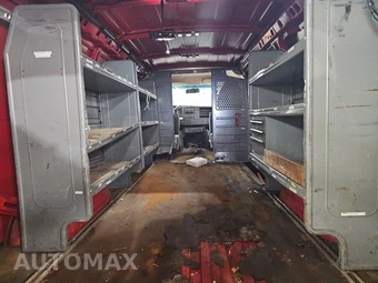 2015 Chevrolet Express 2500 Cargo Van 1WT 135.0" WB - miniatura 15