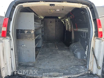 2015 Chevrolet Express 2500 Cargo Van 1WT 135.0" WB – miniatura 15