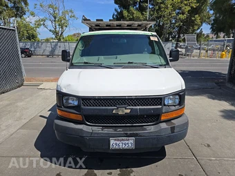 2015 Chevrolet Express 2500 Cargo Van 1WT 135.0" WB – miniatura 2