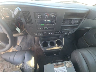 2015 Chevrolet Express 2500 Cargo Van 1WT 135.0" WB – miniatura 11