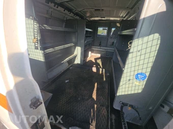 2015 Chevrolet Express 2500 Cargo Van 1WT 135.0" WB – miniatura 15
