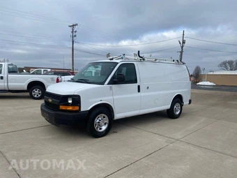 2015 Chevrolet Express 2500 Cargo Van 1WT 135.0" WB - miniatura 3