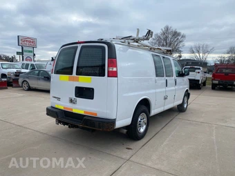 2015 Chevrolet Express 2500 Cargo Van 1WT 135.0" WB - miniatura 6