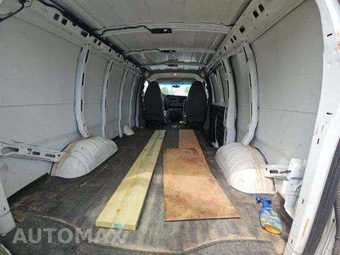 2015 Chevrolet Express 2500 Cargo Van 1WT 135.0" WB – miniatura 14