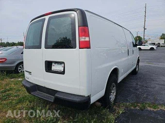 2015 Chevrolet Express 2500 Cargo Van 1WT 135.0" WB – miniatura 3