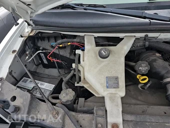 2015 Chevrolet Express 2500 Cargo Van 1WT 135.0" WB – miniatura 31