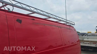 2015 Chevrolet Express 2500 Cargo Van 1WT 135.0" WB – miniatura 44
