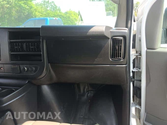 2015 Chevrolet Express 2500 Cargo Van 1WT 135.0" WB - miniatura 16