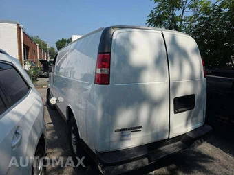 2015 Chevrolet Express 2500 Cargo Van 1WT 135.0" WB - miniatura 2