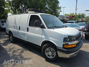 2015 Chevrolet Express 2500 Cargo Van 1WT 135.0" WB - miniatura 4