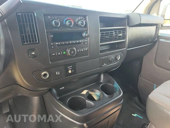 2015 Chevrolet Express 2500 Cargo Van 1WT 135.0" WB - miniatura 11