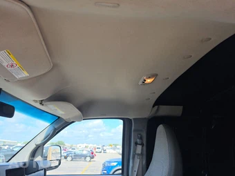 2015 Chevrolet Express 2500 Cargo Van 1WT 135.0" WB - miniatura 18