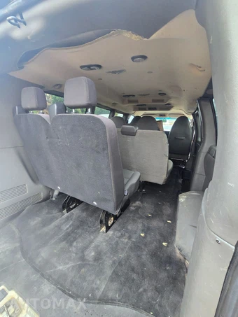 2015 Chevrolet Express 2500 Passenger Van LT 1LT 135.0" WB - miniatura 18