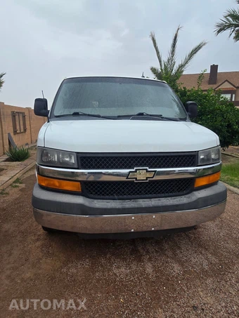 2015 Chevrolet Express 2500 Passenger Van LT 1LT 135.0" WB - miniatura 26