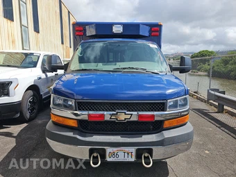 2015 Chevrolet Express 3500 Cutaway 1SD DRW - miniatura 2