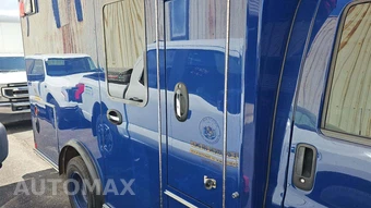 2015 Chevrolet Express 3500 Cutaway 1SD DRW - miniatura 35