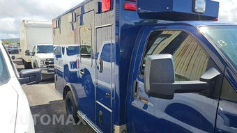 2015 Chevrolet Express 3500 Cutaway 1SD DRW - miniatura 38