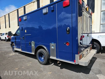 2015 Chevrolet Express 3500 Cutaway 1SD DRW - miniatura 6