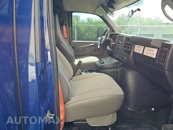 2015 Chevrolet Express 3500 Cutaway 1SD DRW - miniatura 8
