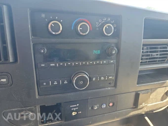 2015 Chevrolet Express 3500 Cutaway 1WT - miniatura 11