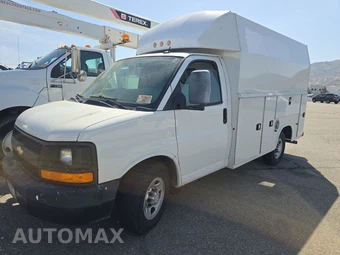 2015 Chevrolet Express 3500 Cutaway 1WT - samochód z USA z aukcji Manheim, oferta Kup Teraz w AUTOMAX
