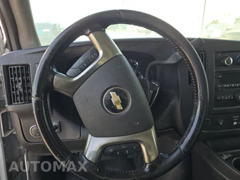 2015 Chevrolet Express 3500 Cutaway 1WT - miniatura 10