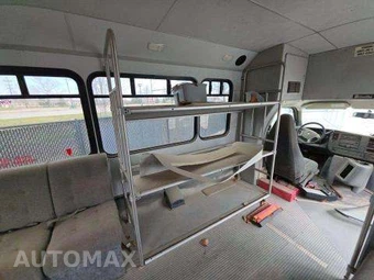2015 Chevrolet Express 3500 Cutaway 1WT DRW - miniatura 39