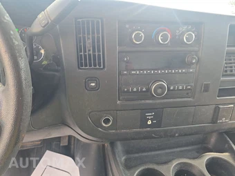 2015 Chevrolet Express 3500 Cutaway 1WT DRW - miniatura 11