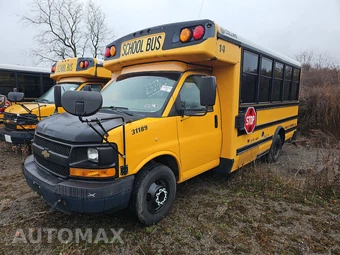 2015 Chevrolet Express 3500 Cutaway 1WT DRW