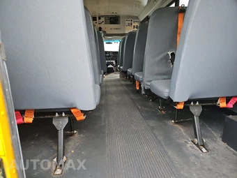 2015 Chevrolet Express 3500 Cutaway 1WT DRW – miniatura 15