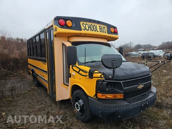 2015 Chevrolet Express 3500 Cutaway 1WT DRW – miniatura 3