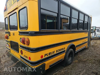 2015 Chevrolet Express 3500 Cutaway 1WT DRW – miniatura 4
