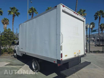 2015 Chevrolet Express 3500 Cutaway 1WT DRW - miniatura 2