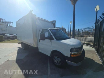 2015 Chevrolet Express 3500 Cutaway 1WT DRW - miniatura 4