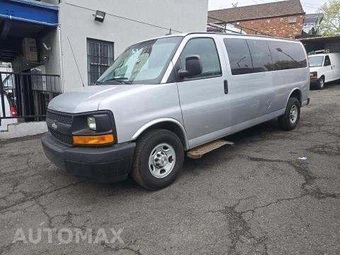 2015 Chevrolet Express 3500 Passenger Van LS 1LS 155.0" WB