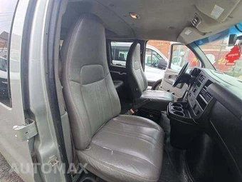 2015 Chevrolet Express 3500 Passenger Van LS 1LS 155.0" WB - miniatura 19