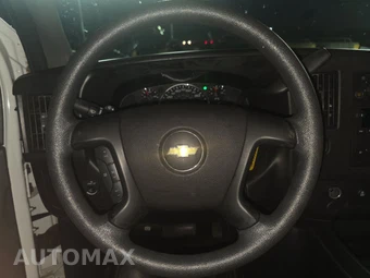 2015 Chevrolet Express 3500 Passenger Van LT 1LT 135.0" WB - miniatura 10