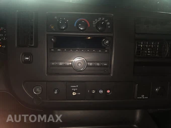 2015 Chevrolet Express 3500 Passenger Van LT 1LT 135.0" WB - miniatura 11