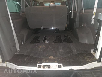 2015 Chevrolet Express 3500 Passenger Van LT 1LT 135.0" WB - miniatura 17