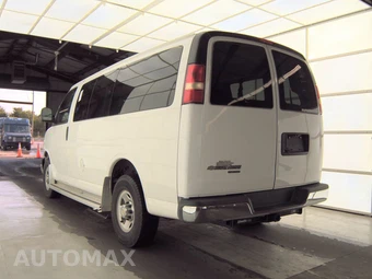 2015 Chevrolet Express 3500 Passenger Van LT 1LT 135.0" WB - miniatura 6