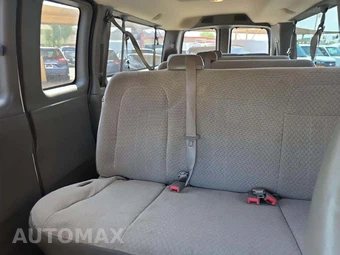 2015 Chevrolet Express 3500 Passenger Van LT 1LT 155.0" WB - miniatura 13