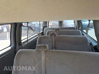2015 Chevrolet Express 3500 Passenger Van LT 1LT 155.0" WB - miniatura 14