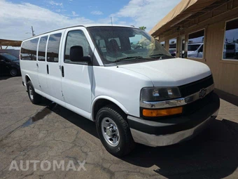 2015 Chevrolet Express 3500 Passenger Van LT 1LT 155.0" WB - miniatura 4