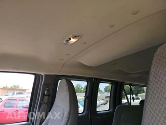 2015 Chevrolet Express 3500 Passenger Van LT 1LT 155.0" WB - miniatura 11