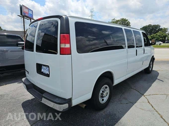 2015 Chevrolet Express 3500 Passenger Van LT 1LT 155.0" WB - miniatura 3