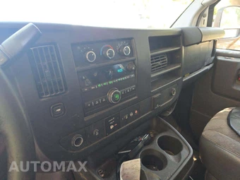 2015 Chevrolet Express 3500 Passenger Van LT 1LT 155.0" WB - miniatura 10