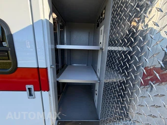 2015 Chevrolet Express 4500 Cutaway 2SD DRW - miniatura 26